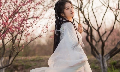 四个多月孕妇肚子多大图片-四个月孕妇肚子图片网 - 网站提供孕四个月的肚子大小图小常识、四个月的孕肚图片